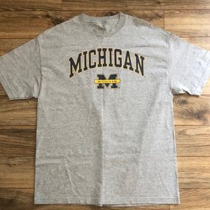 Michigan Wolverines T-Shirt Size XL New